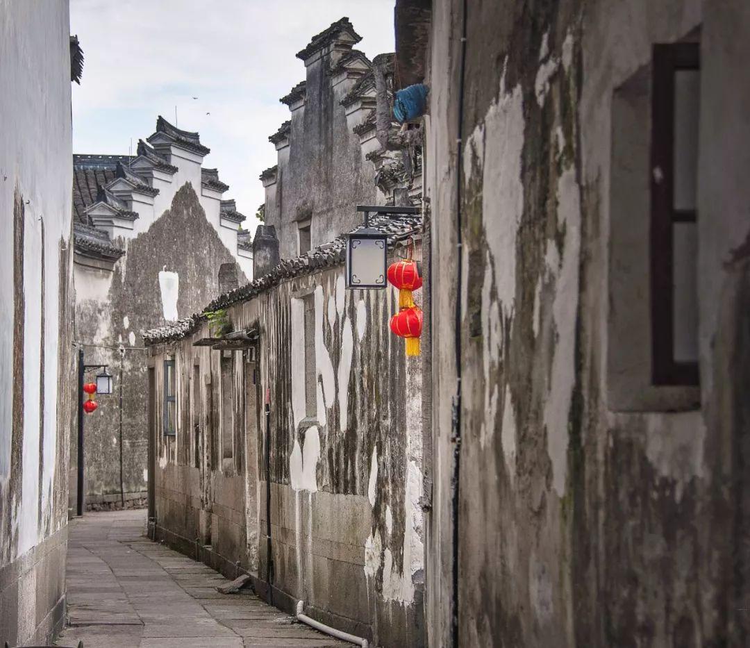 在空格内填上两个数的最小公倍数。游戏画面